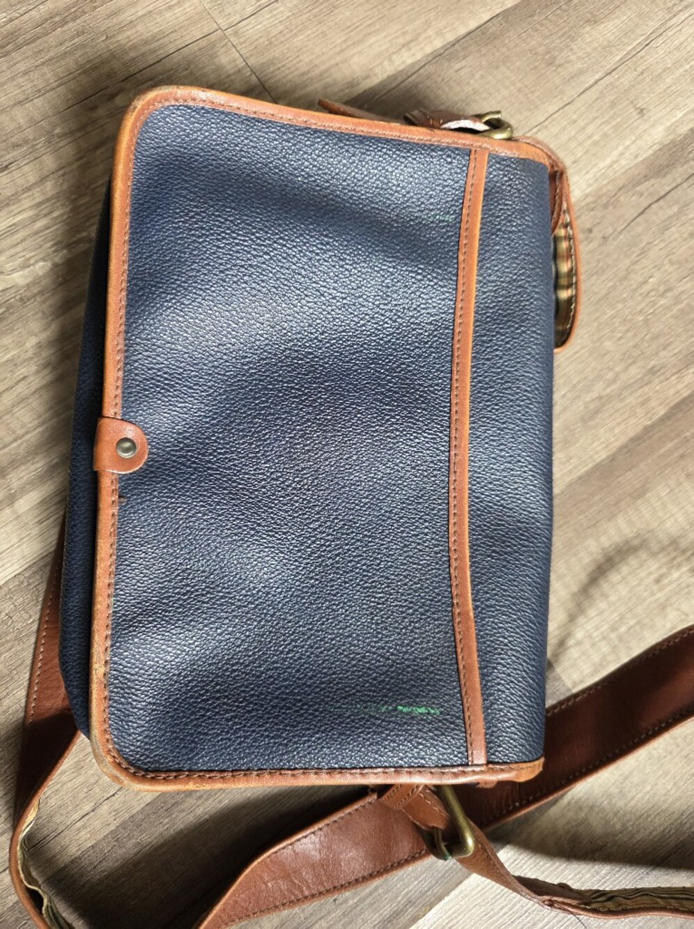 Vintage BURBERRY Brit 80s 90s Navy Crossbody Bag Preppy Tan Trim Plaid Strap - Picture 13 of 16